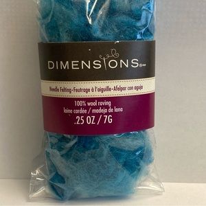 6 Dimensions FeltWorks 100% Wool Turquoise Curly Roving 0.25oz Needle Felting